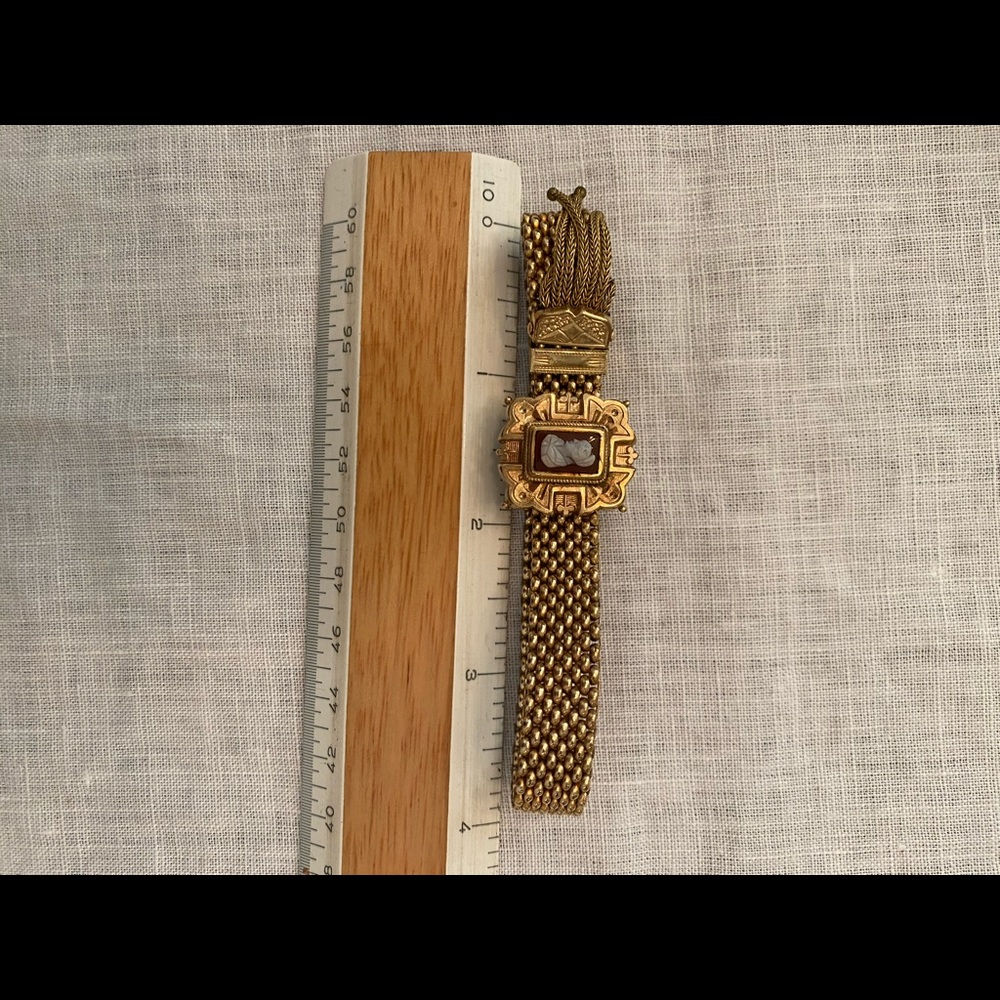 Vintage cameo mesh gold slide bracelet - Picture 5 of 5